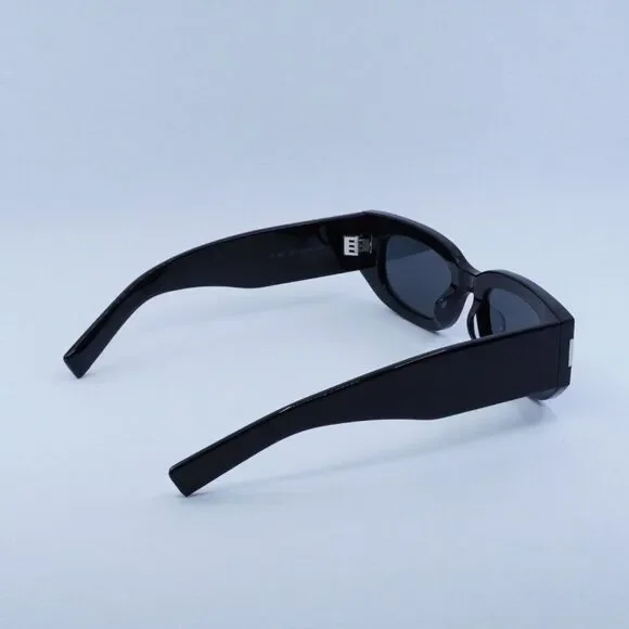 🕶️ New Saint Laurent SL697 001 Sunglasses - Black Frame, Black Lenses